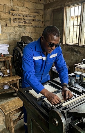 Franck Mambou — Technicien Imprimeur à Douala